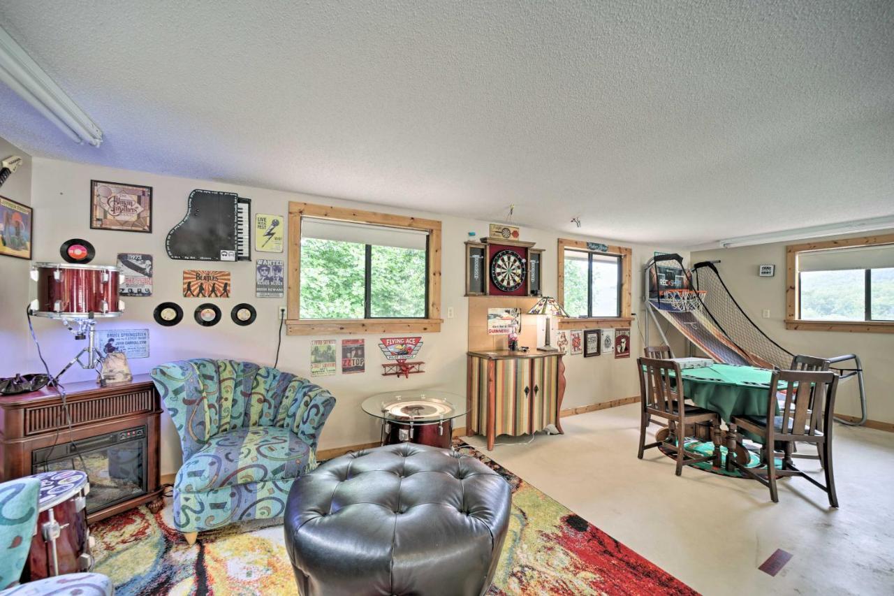 Vibrant Bryson City Home With Mtn Views And Deck! Extérieur photo
