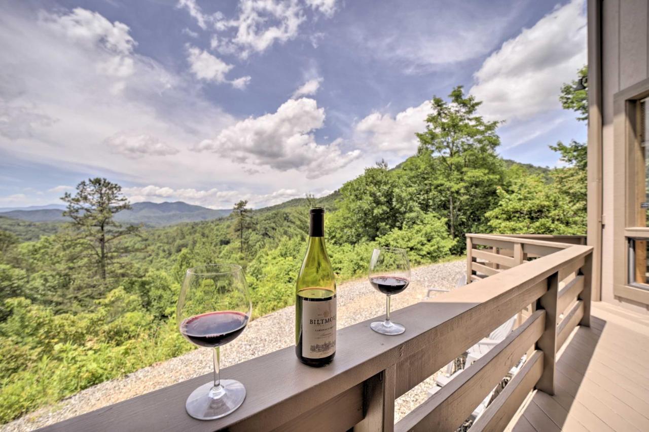 Vibrant Bryson City Home With Mtn Views And Deck! Extérieur photo